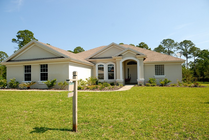 A Florida Real Estate Lawyer can assist with purchasing a foreclosure.